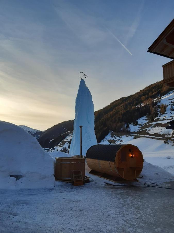 Nedererhof - Zimmer Alpenrose Mit Gemeinschaftskueche Lejlighed Schmirn Eksteriør billede